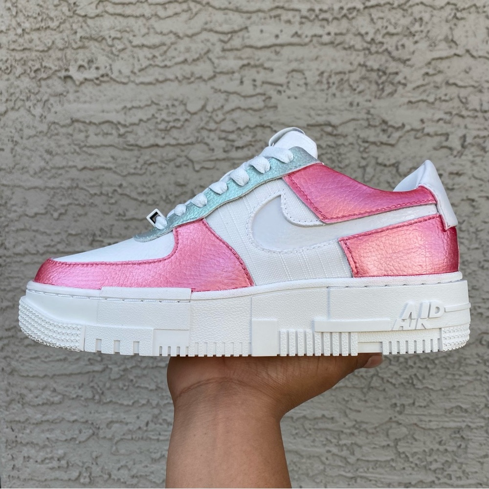 💖NEW💖 CUSTOM NIKE AIR FORCE 1 LOW PIXEL - Picture 2 of 14